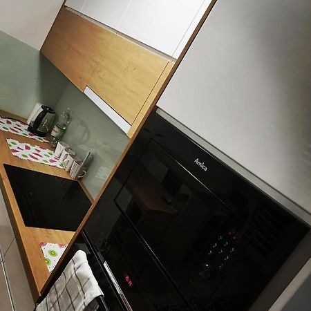 Apartament Luxbibi Apartment Жешов Екстериор снимка