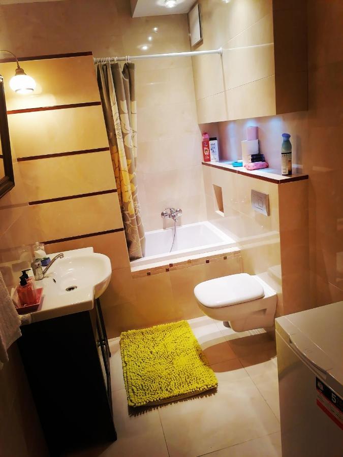 Apartament Luxbibi Apartment Жешов Екстериор снимка
