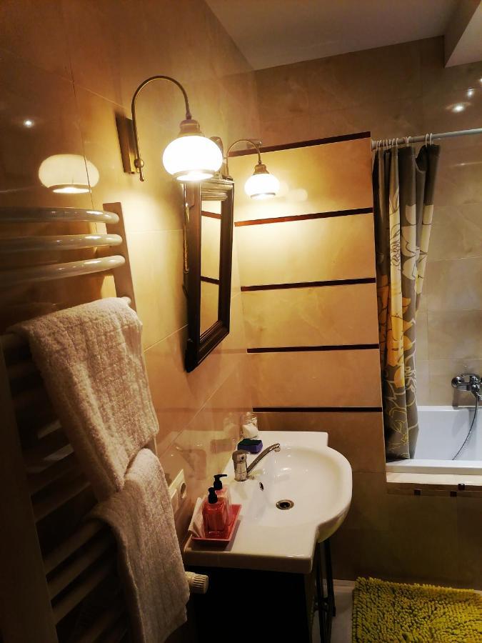 Apartament Luxbibi Apartment Жешов Екстериор снимка
